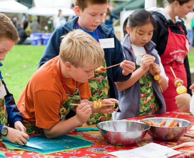 Making Food Fun For Kids at the Farmers Market